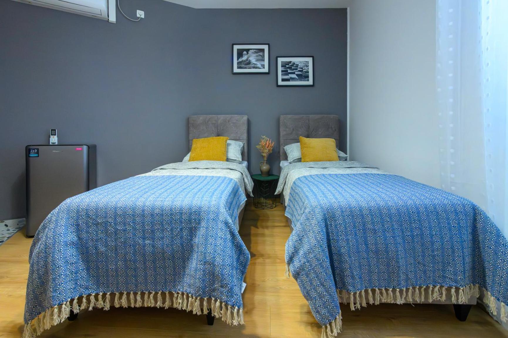 Vera Apartments With Sea View And Old Town View Zadar Exteriör bild