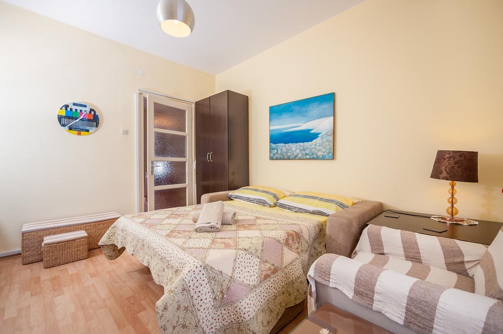 Vera Apartments With Sea View And Old Town View Zadar Exteriör bild