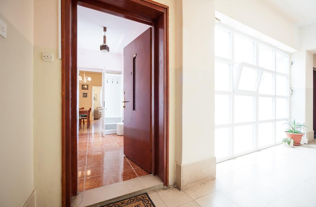 Vera Apartments With Sea View And Old Town View Zadar Exteriör bild