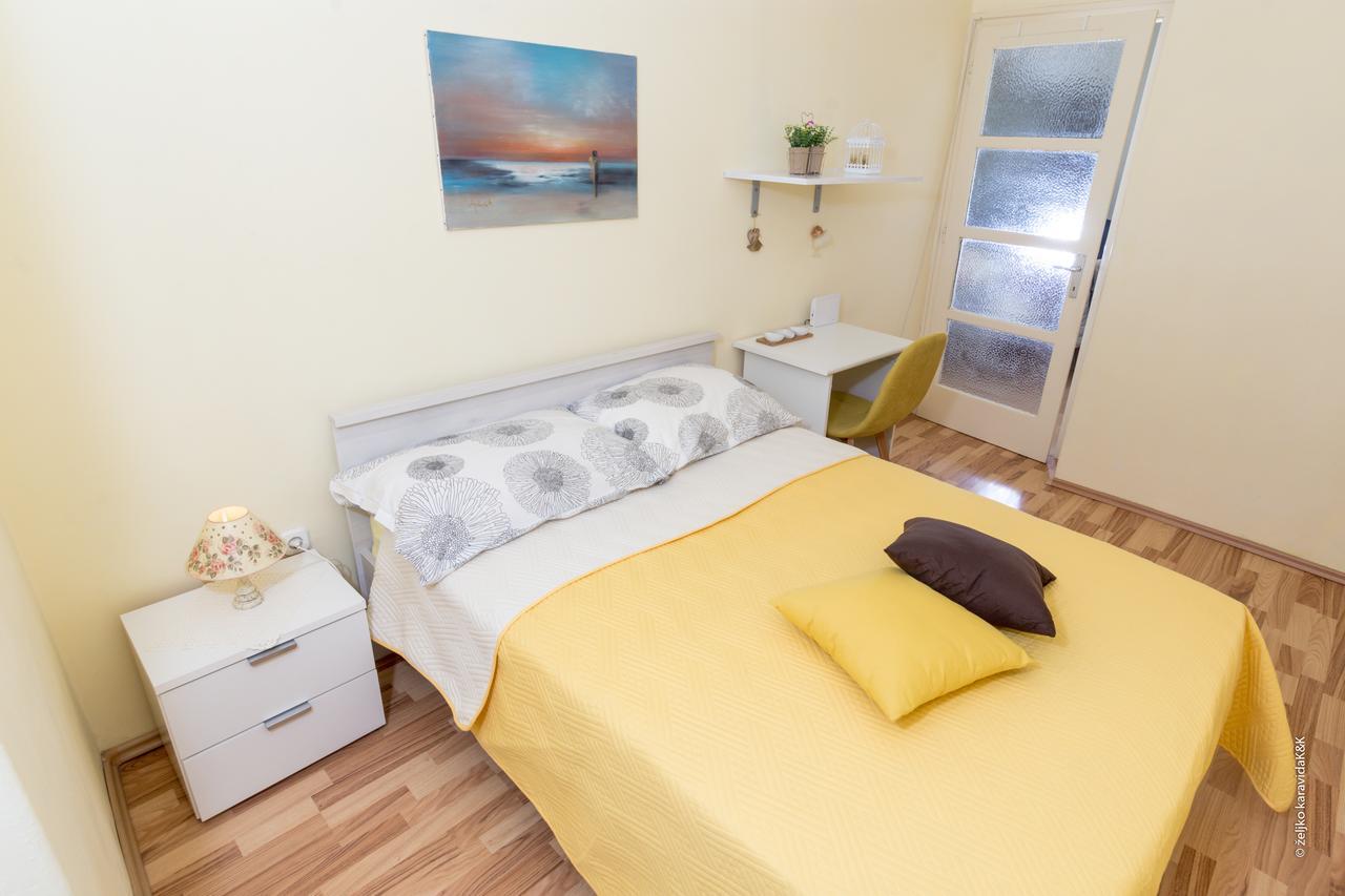 Vera Apartments With Sea View And Old Town View Zadar Exteriör bild